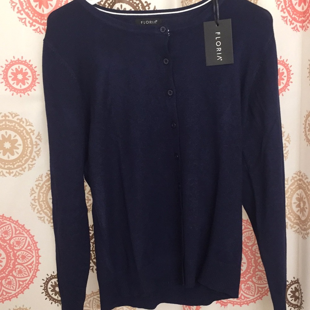 Work blouse with little button up